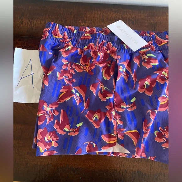 Athleta Floral Athletic Shorts - Red and Blue - Picture 12 of 12
